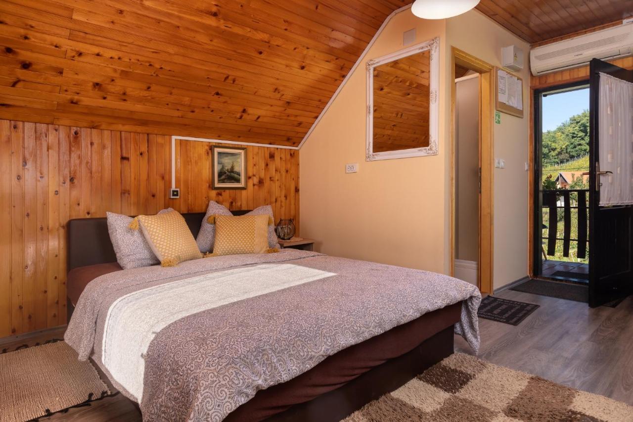 Studio Apartman Vidikovac Hotel Pregrada Ngoại thất bức ảnh